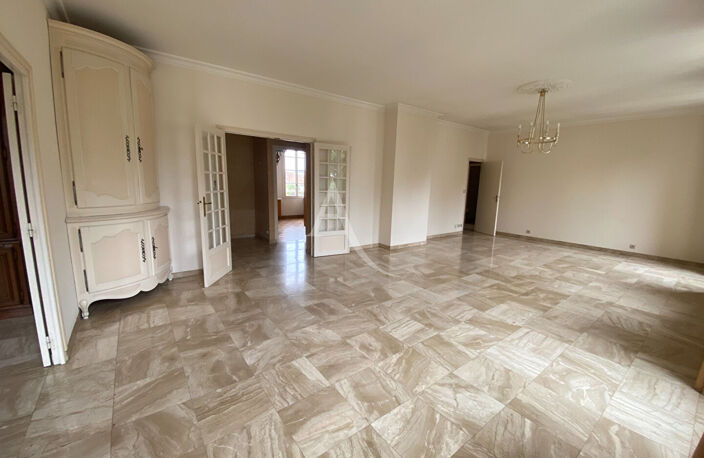 Appartement d'exception au coeur de Rochefort - 4 pièces - 139,20 m² — photo 4