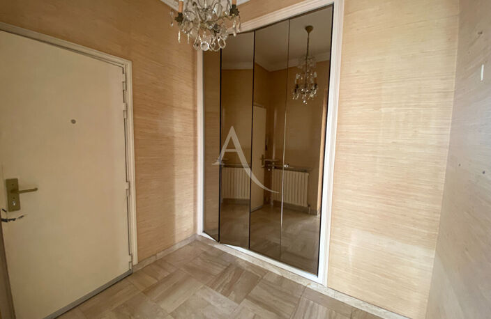 Appartement d'exception au coeur de Rochefort - 4 pièces - 139,20 m² — photo 5