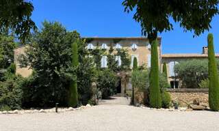 Maison 12 Pièces 530 m² à vendre à Entraigues-sur-la-Sorgue (84320)