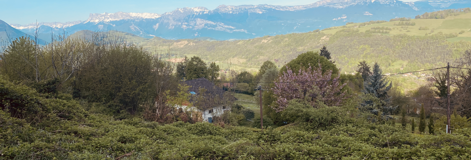 Terrain  2371 m² à vendre à Saint-Martin-d'Uriage (38410)