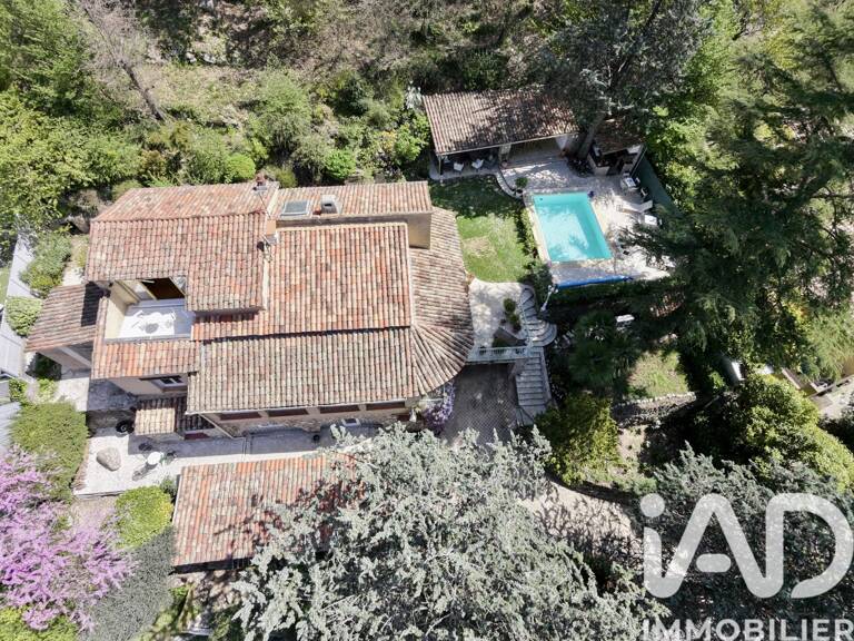 Vente Maison/villa 7 pièces — photo 1