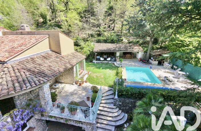 Vente Maison/villa 7 pièces — photo 2