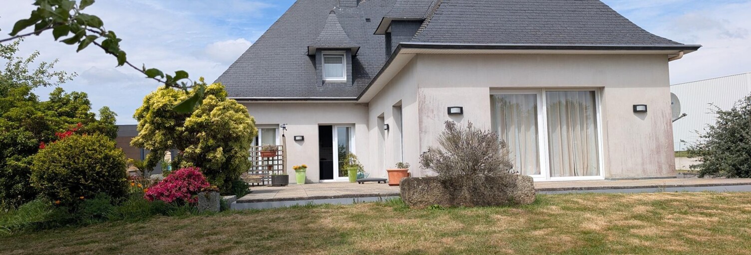 Maison 8 Pièces 230 m² à vendre à Carhaix-Plouguer (29270)