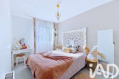 Appartement 5 pièces 225000 €