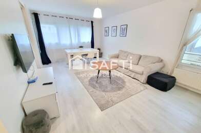 Appartement 4 pièces 176000 €