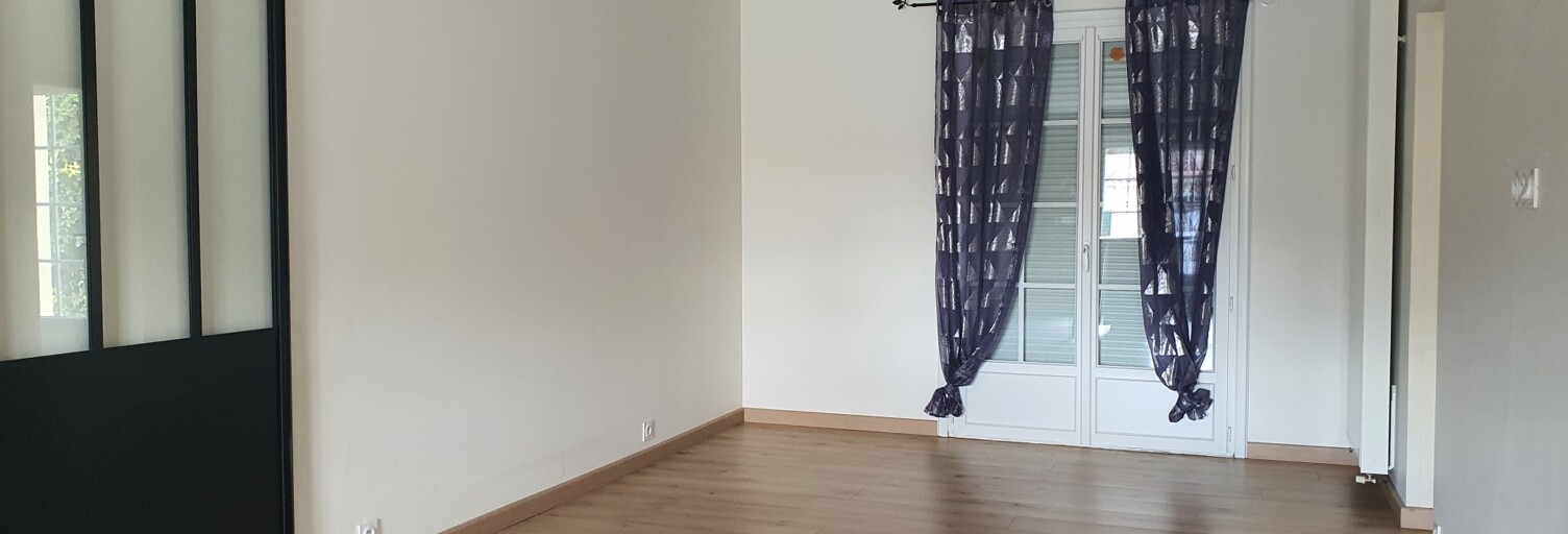 Maison 5 Pièces 103 m² à vendre à Essarts-en-Bocage (85140)