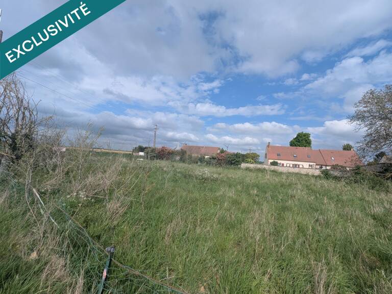 Terrain constructible 3 425 m²  Rémérangles — photo 1