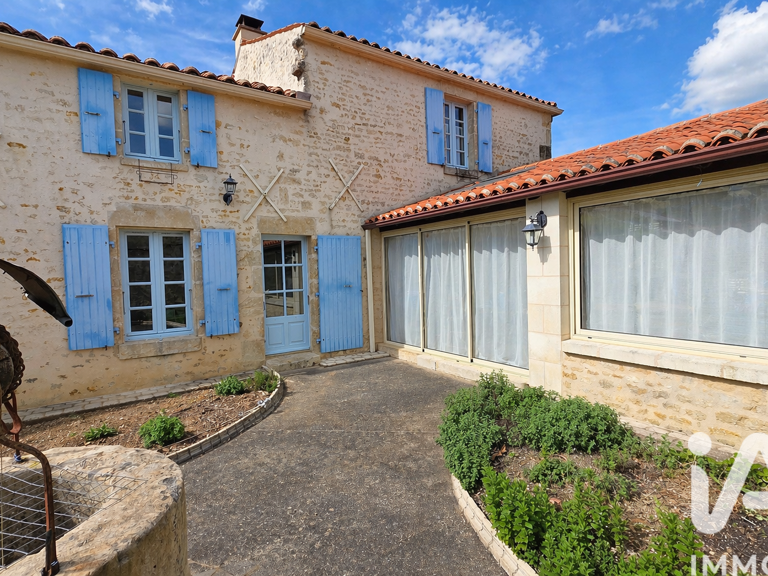 Vente Maison/villa 7 pièces — photo 1