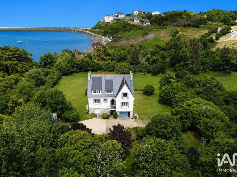 Vente Maison/villa 8 pièces — photo 1