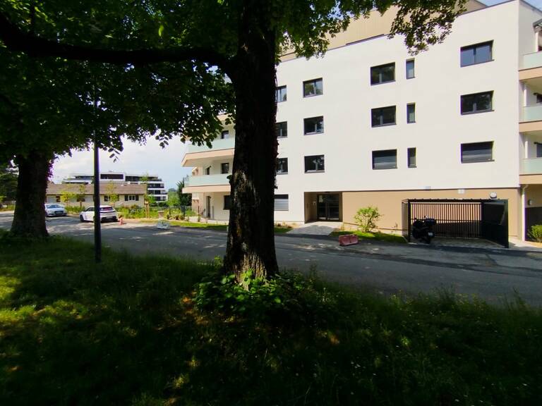 SAINT-JULIEN-EN-GENEVOIS, PARKING SOUS-SOL — photo 1