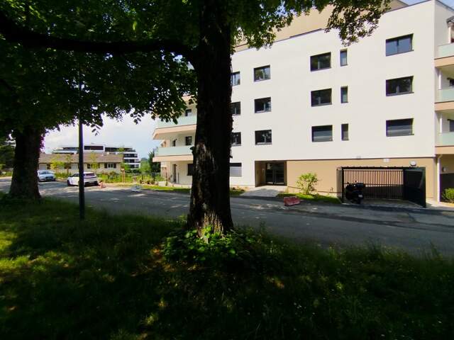 SAINT-JULIEN-EN-GENEVOIS, PARKING SOUS-SOL — photo du bien