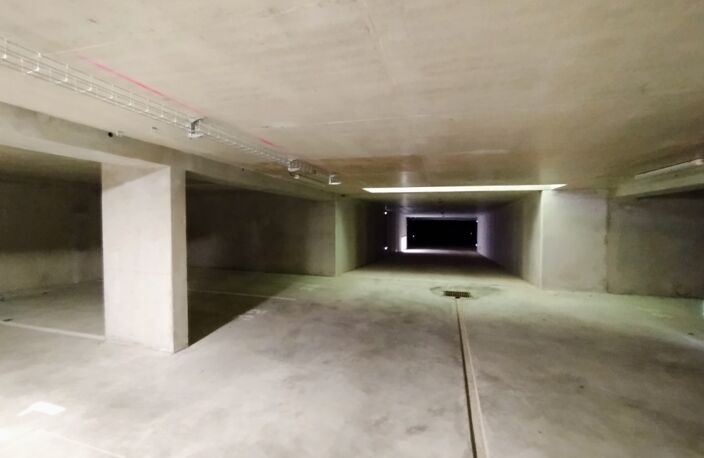 SAINT-JULIEN-EN-GENEVOIS, PARKING SOUS-SOL — photo 3