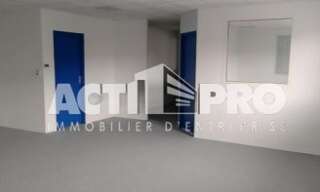 Bureau  160 m² à louer à Perpignan (66000)