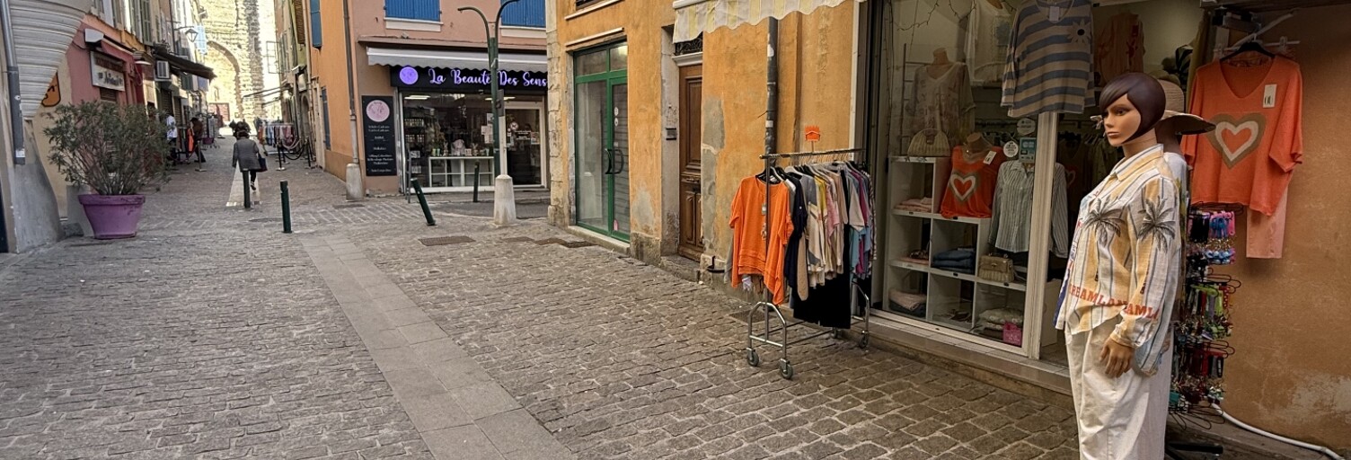 Commerce  55 m² à vendre à Saint-Maximin-la-Sainte-Baume (83470)