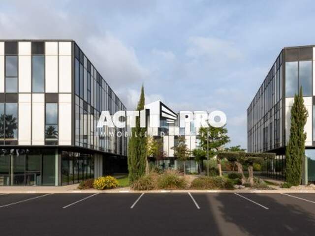 Bureaux à louer — photo du bien
