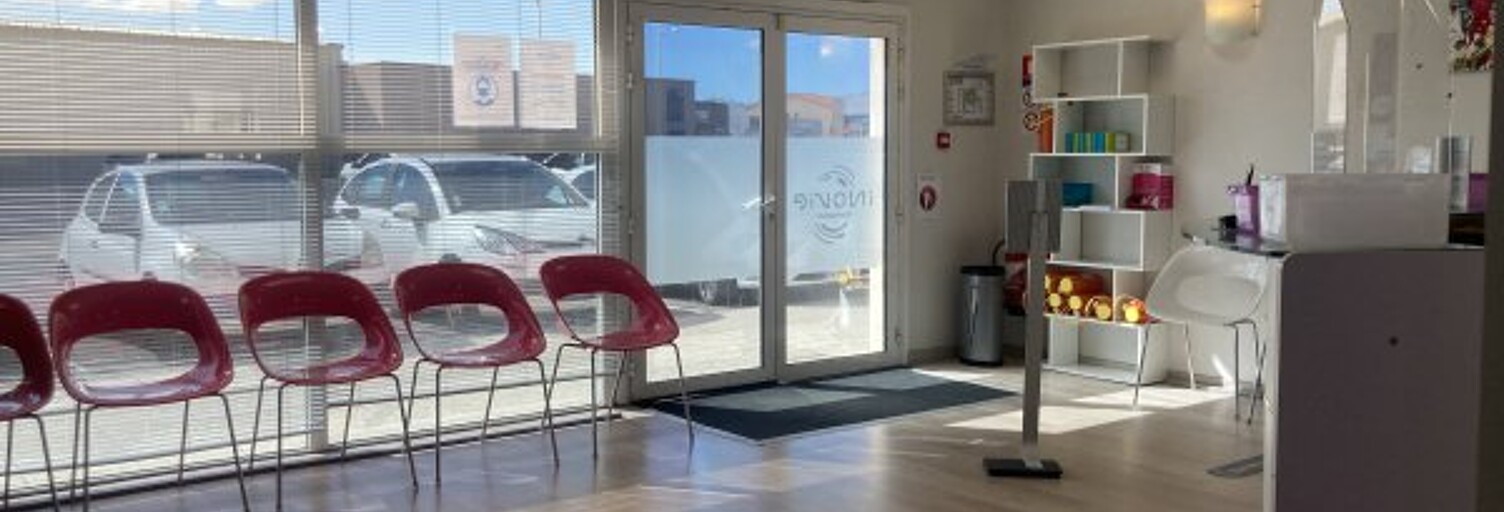 Commerce  102 m² à louer à Pollestres (66450)