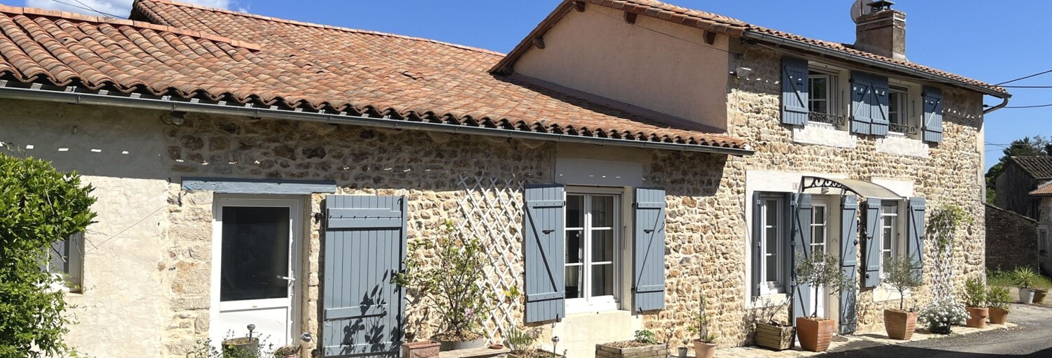 Maison 9 Pièces 218 m² à vendre à Valence-en-Poitou (86700)