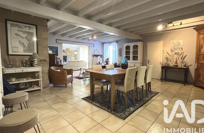 Vente Maison/villa 9 pièces — photo 2