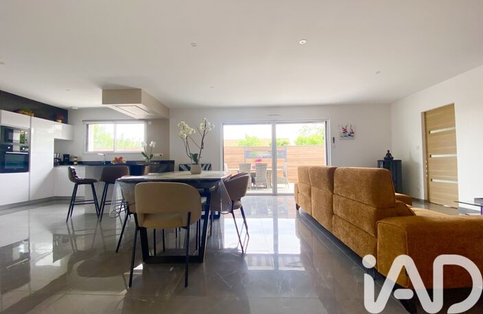 Vente Maison/villa 5 pièces — photo 3