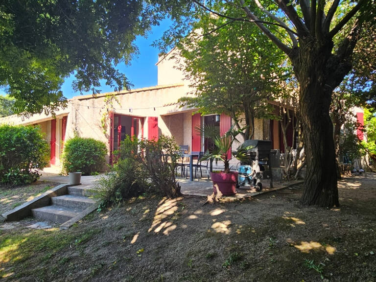 Villa  AIGUES MORTES centre — photo 1
