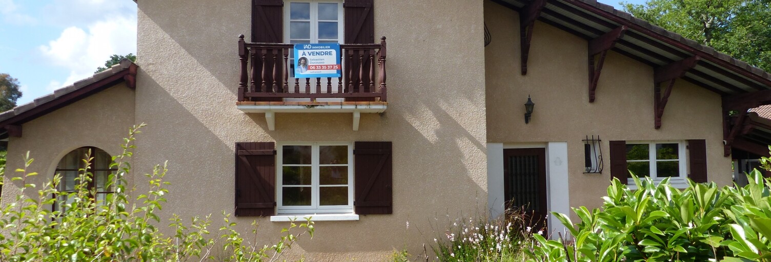 Maison 8 Pièces 183 m² à vendre à Saint-Pierre-du-Mont (40280)