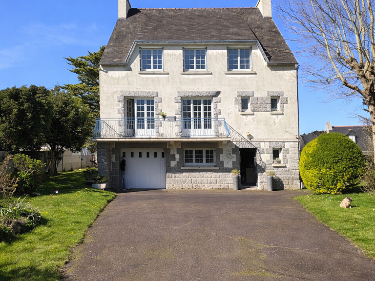 Vente Maison/villa 11 pièces — photo 1