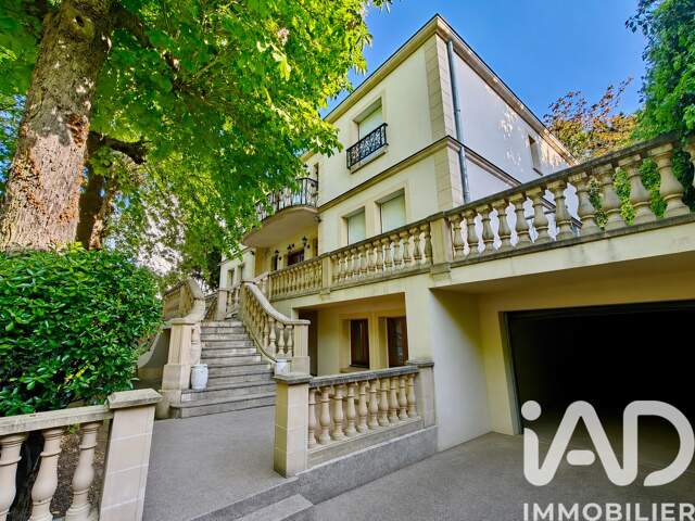 Vente Maison/villa 10 pièces — photo du bien