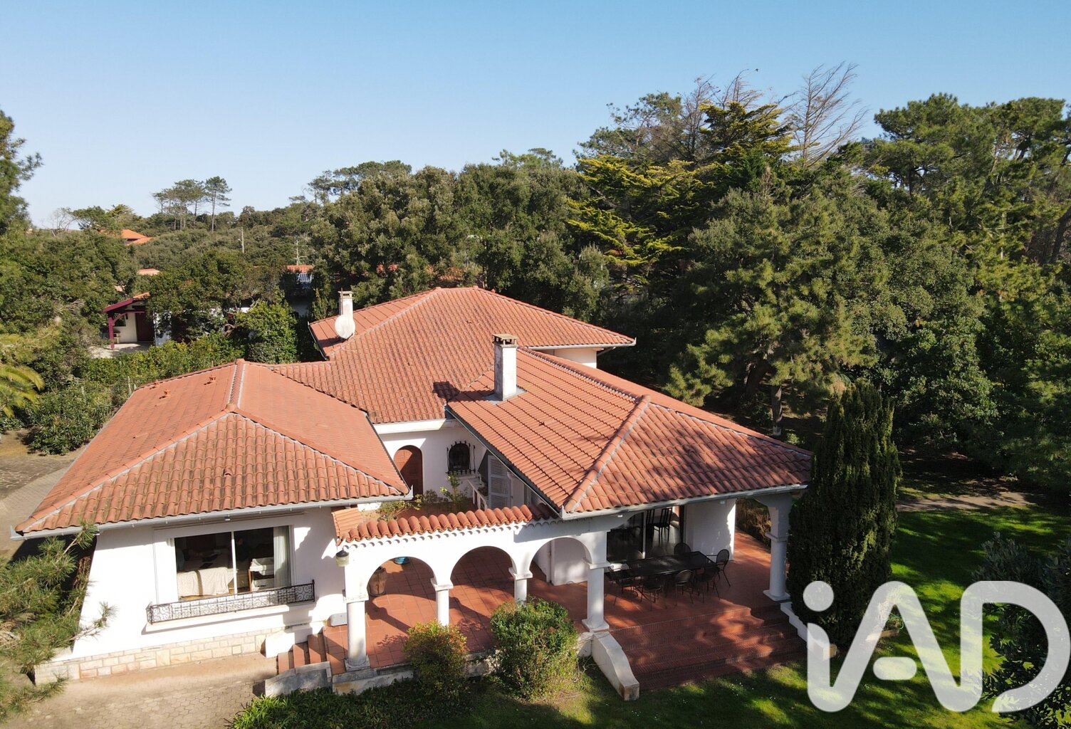Vente Maison/villa 12 pièces — photo 1