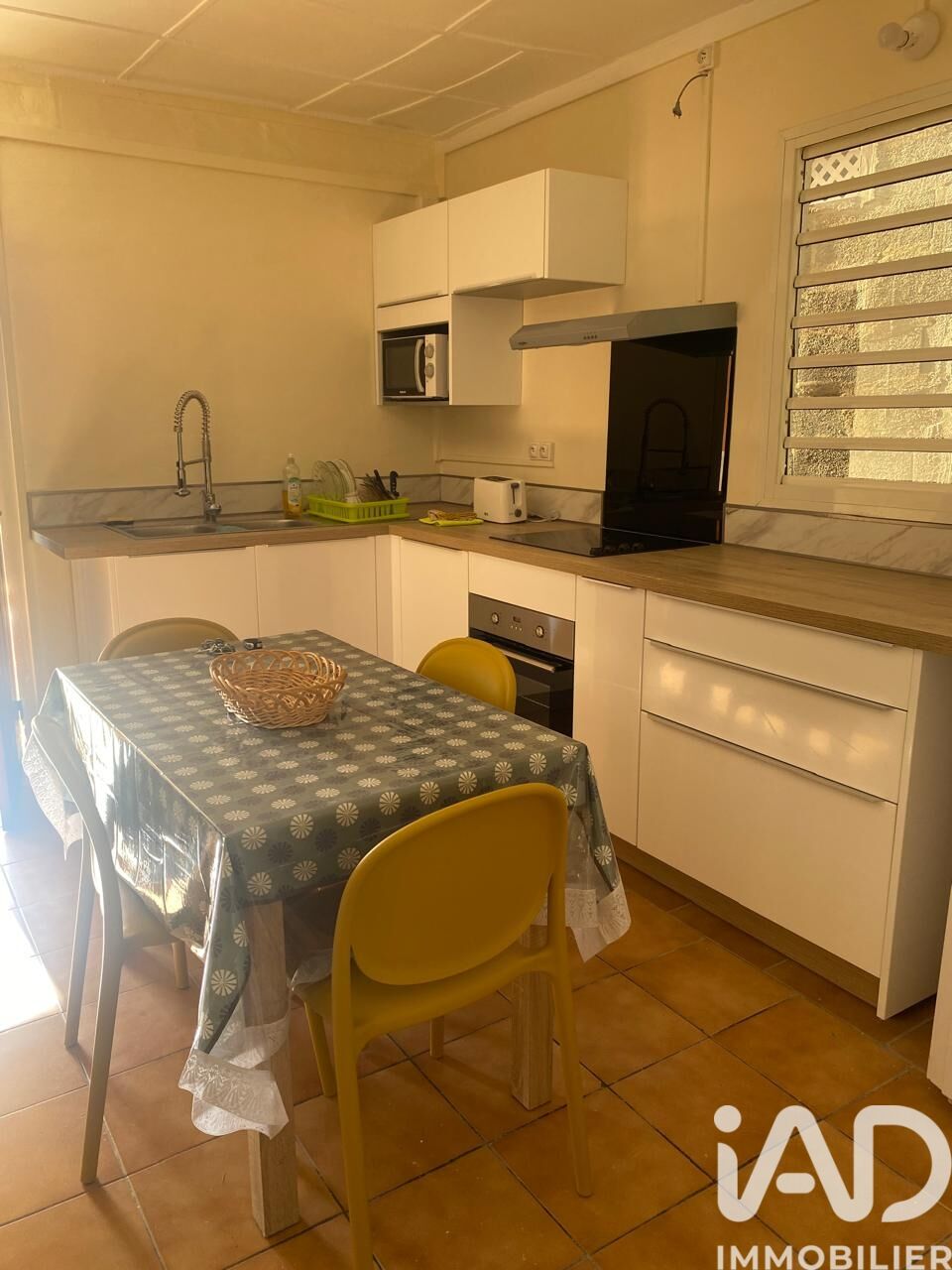 Maison à louer, 3 pièces, 80 m², Le Gosier