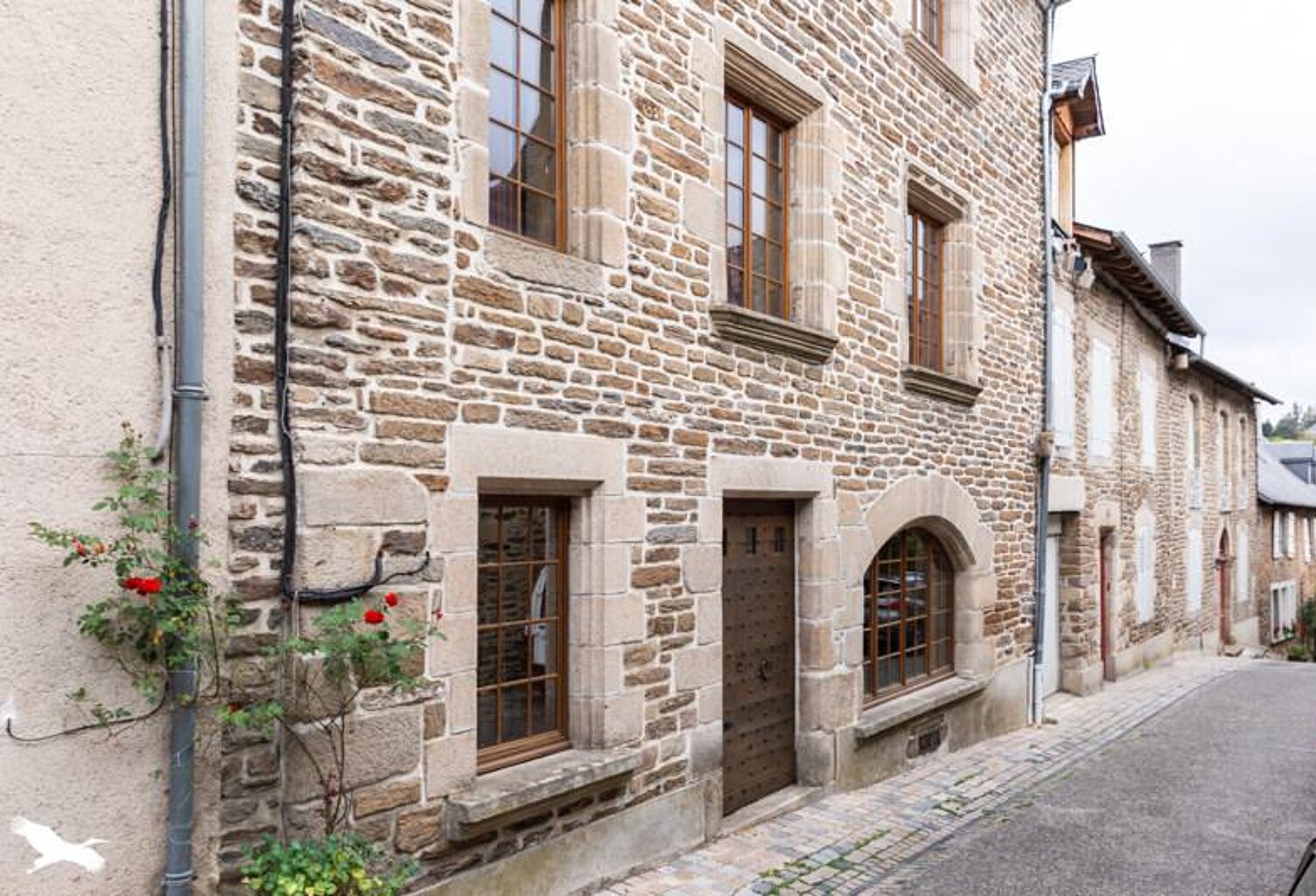 Vente maison 7 pièces 276 m² Uzerche (19140) — photo 1