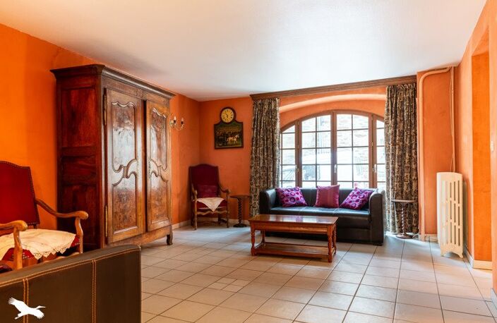 Vente maison 7 pièces 276 m² Uzerche (19140) — photo 2
