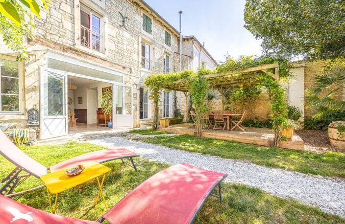 Maison en pierre de 5 pièces principales — photo 3