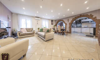Maison 5 Pièces 136 m² à vendre à Val d'Oingt (69620)