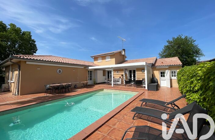 Vente Maison/villa 7 pièces — photo 2