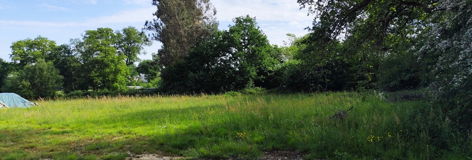 Terrain  1402 m² à vendre à Bains-sur-Oust (35600)