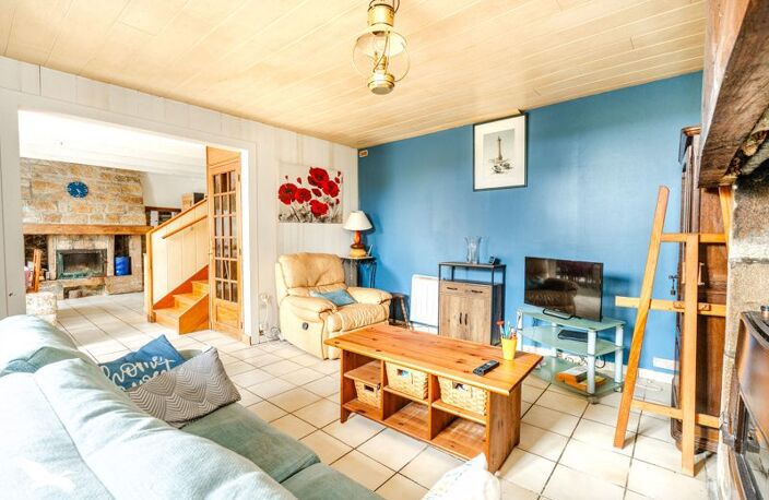 Maison en pierre de 3 pièces principales — photo 2