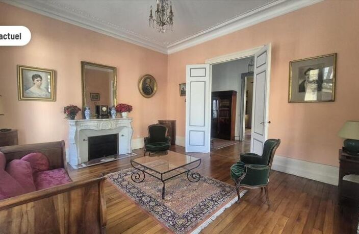 Maison de ville de 12 pièces principales — photo 2