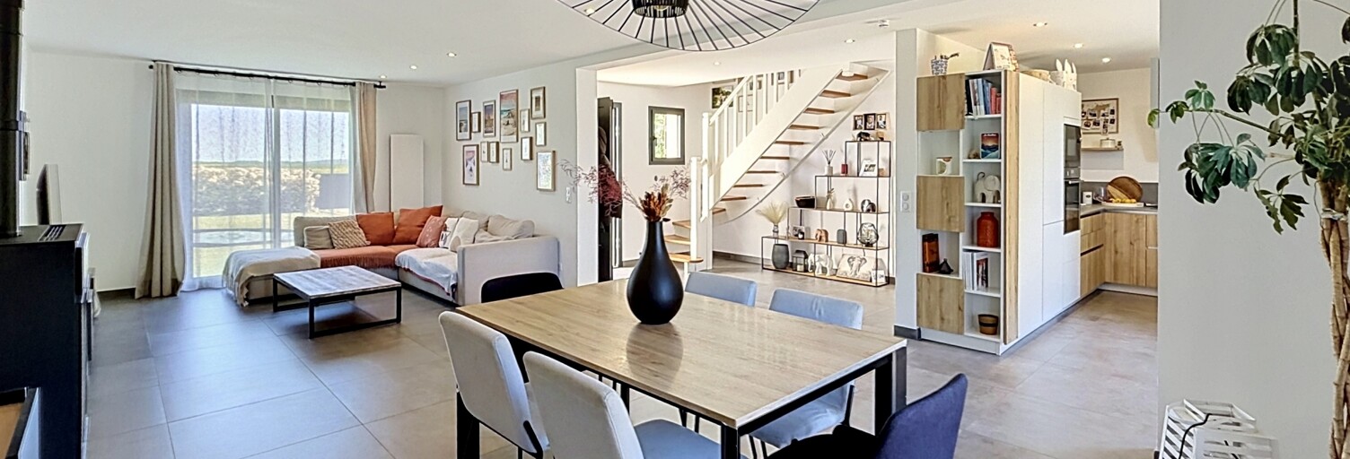 Maison 7 Pièces 145 m² à vendre à Thoiry (78770)