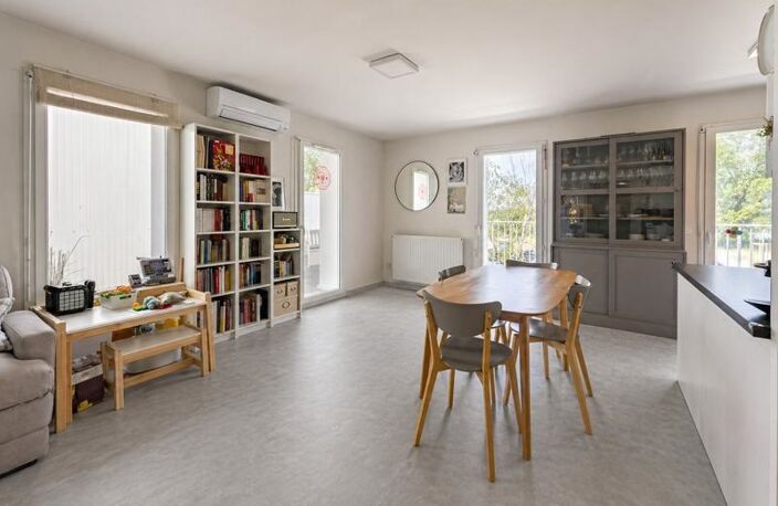 Vente maison 4 pièces 81 m² Bordeaux (33300) — photo 3