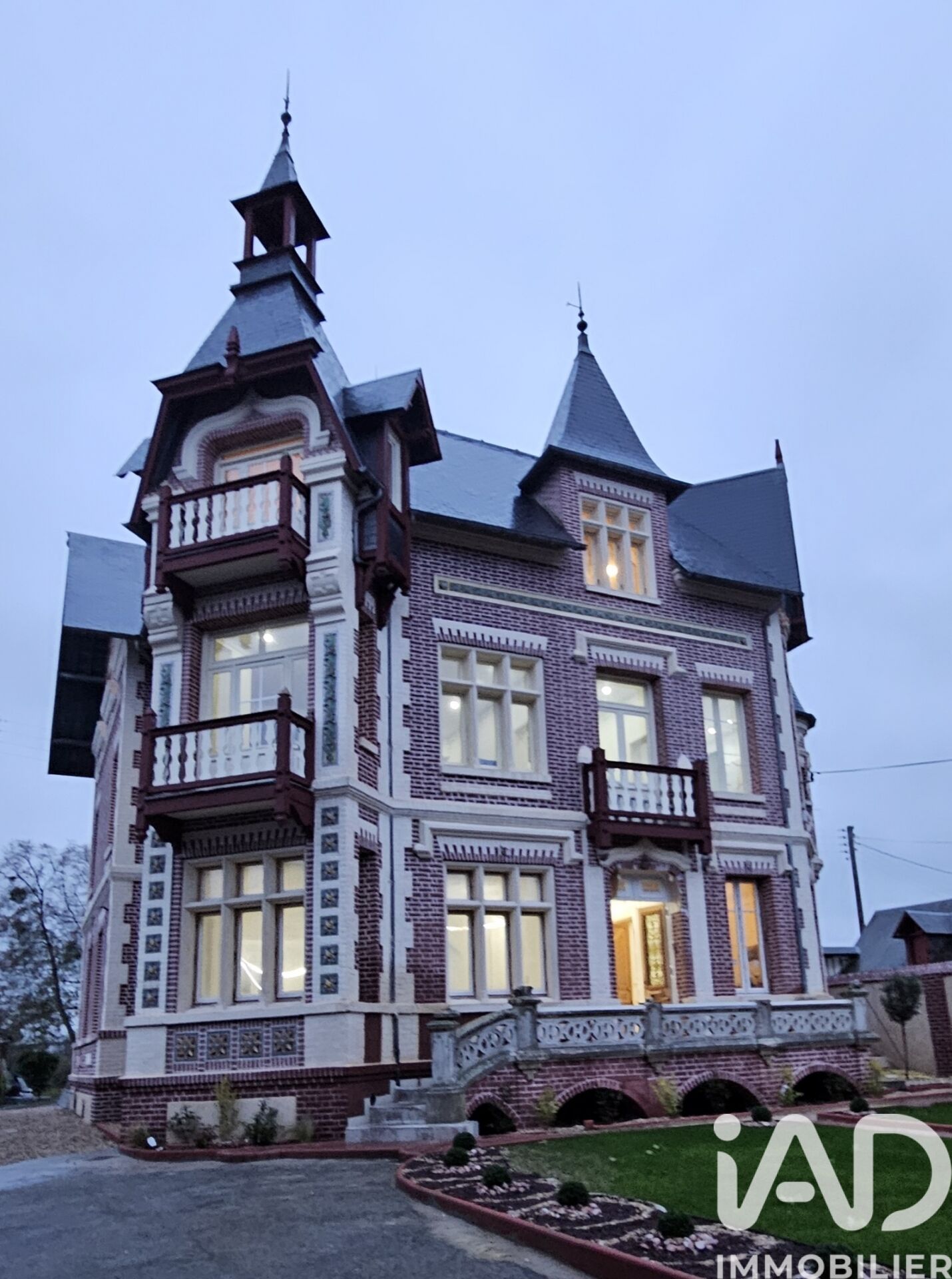 Maison à vendre, 9 pièces, 378 m², Le Neubourg