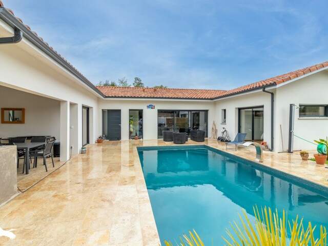 Contemporaine de 5 pièces principales — photo du bien