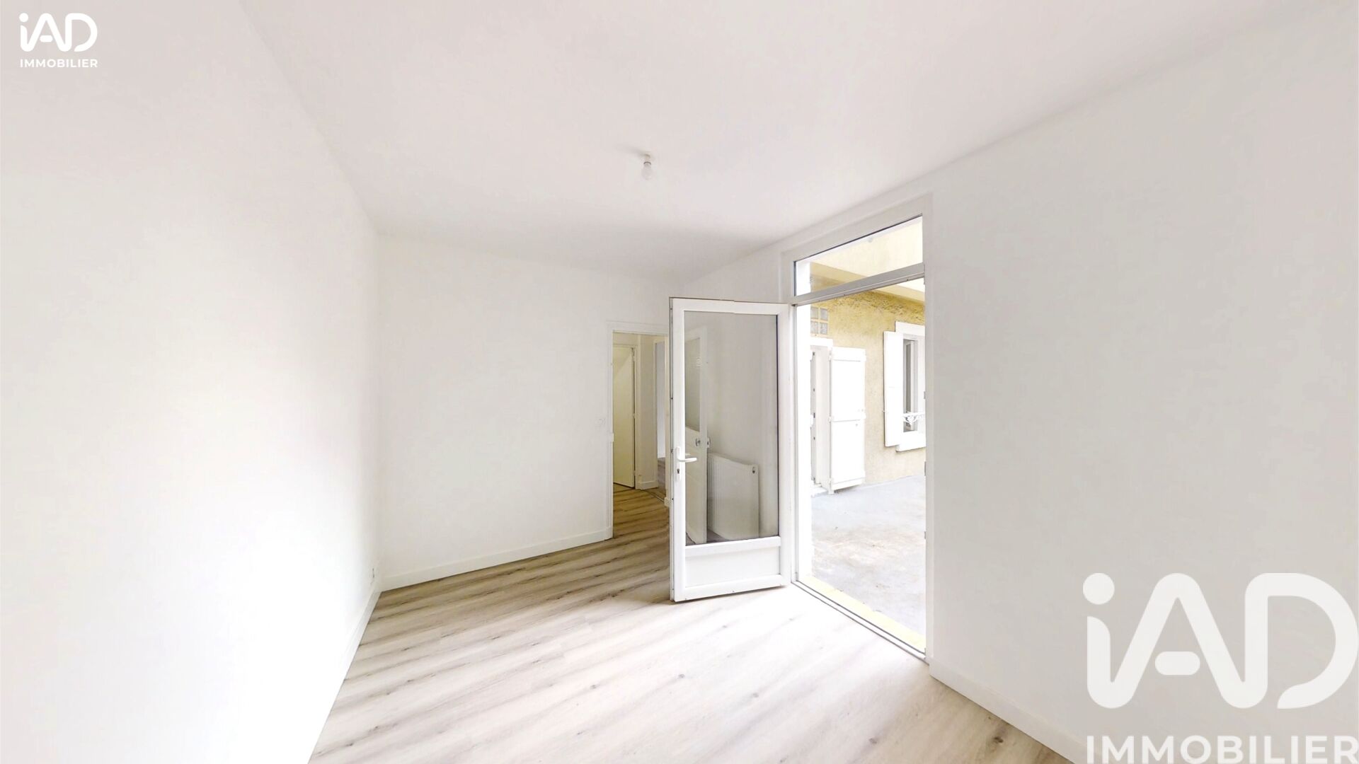 Vente Appartement 3 pièces - Photo 2