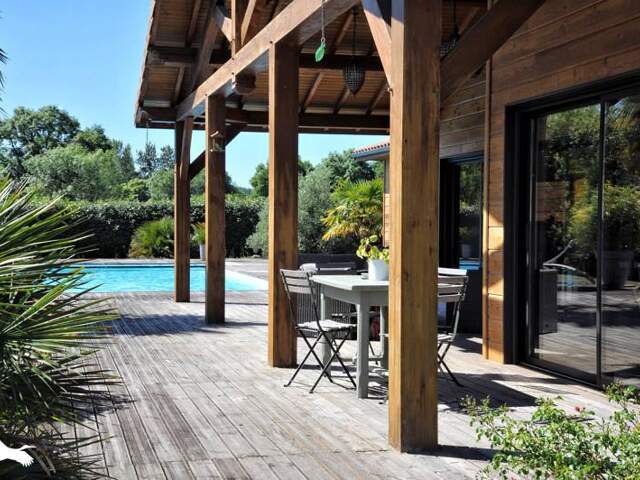 Contemporaine de 6 pièces principales — photo du bien