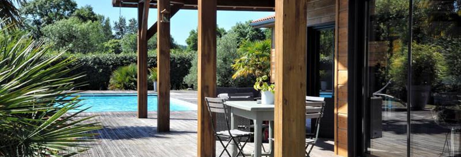 Maison 6 Pièces 236 m² à vendre à Confolens (16500)
