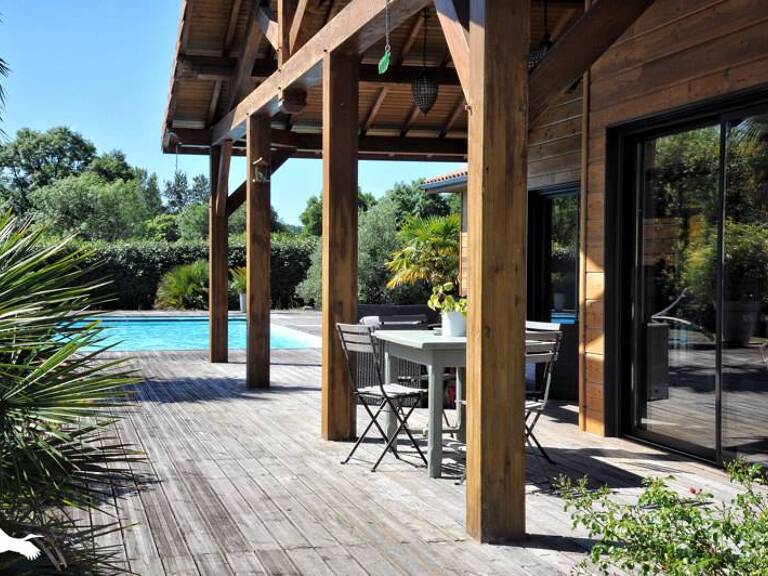 Contemporaine de 6 pièces principales — photo 1