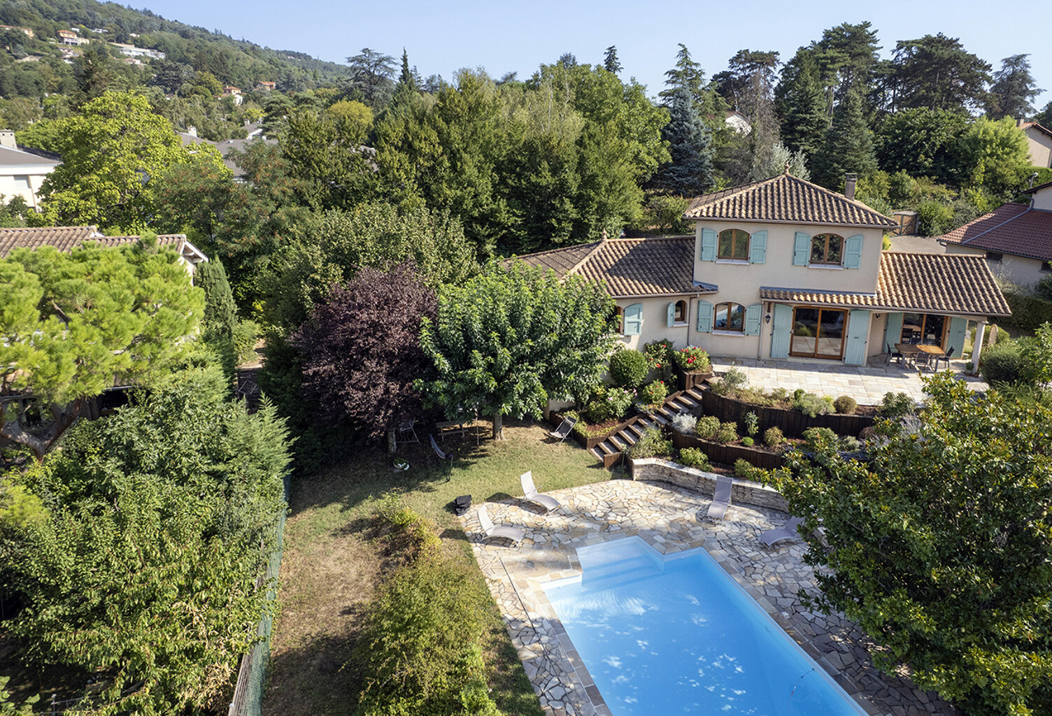 St Cyr au Mont d'Or — photo 1