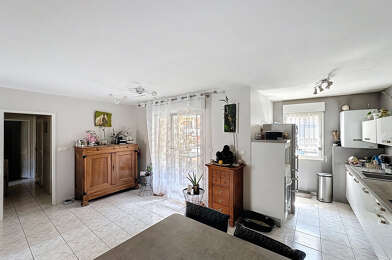 Appartement 4 pièces 299900 €