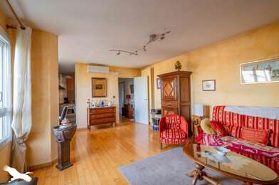 Appartement 3 pièces 223650 €