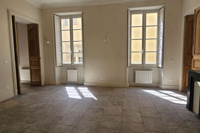 Appartement 4 pièces 1309 €