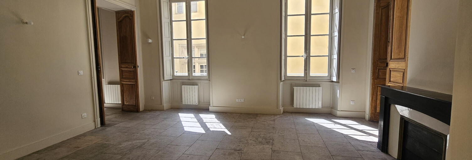 Appartement 4 Pièces 139 m² à louer à Nîmes (30000)